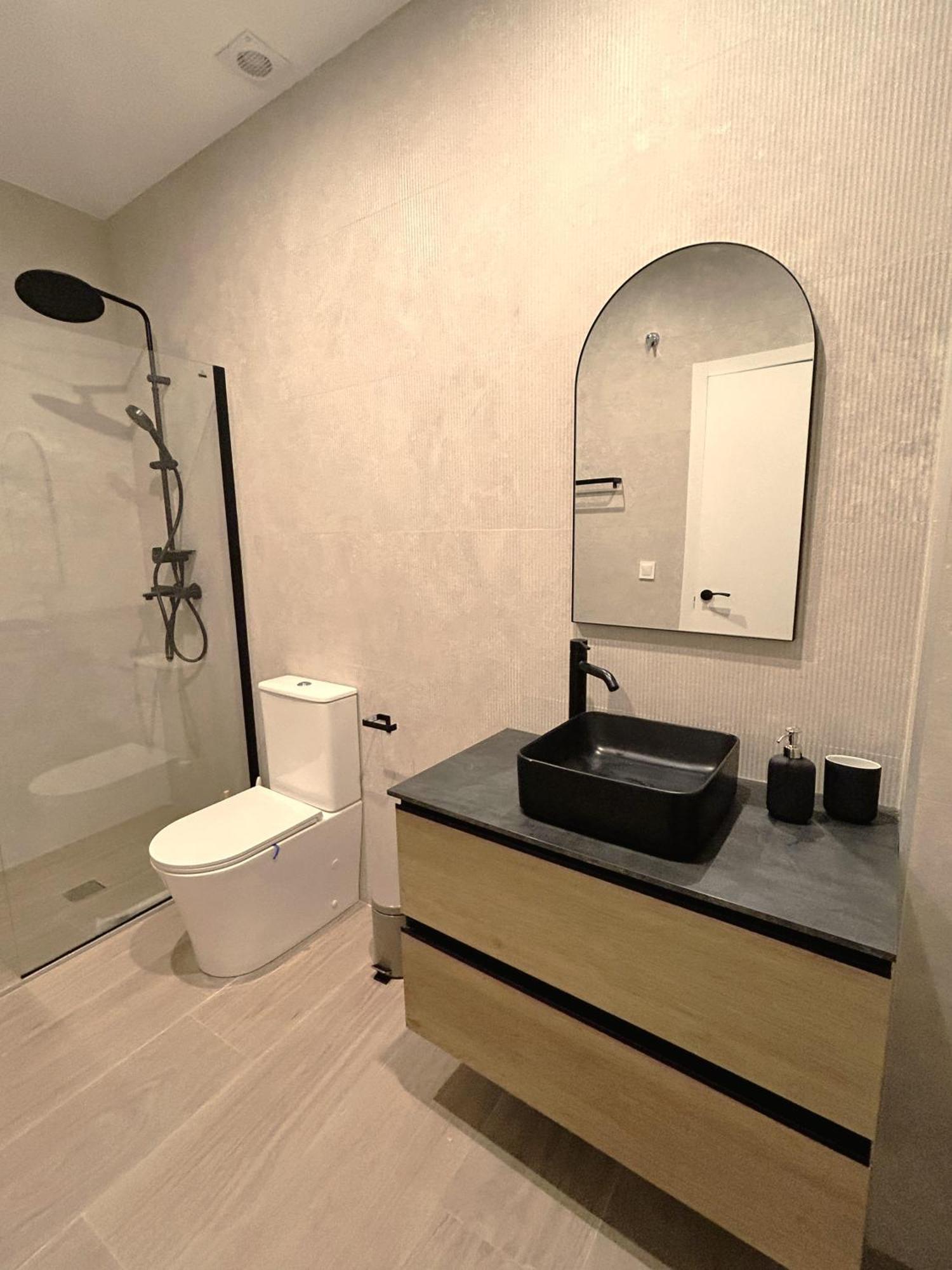Estudio A Estrenar A Metros De Los Jardines Del Turia Valencia Room photo